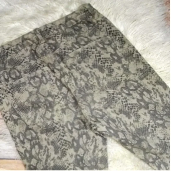 ZARA | Snake Print High Rise Skinny Jean - Picture 5 of 12